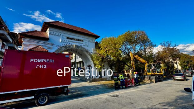 Pericol în Pitești! Conductă de gaze avariată pe strada Trivale, lângă Poarta Eroilor