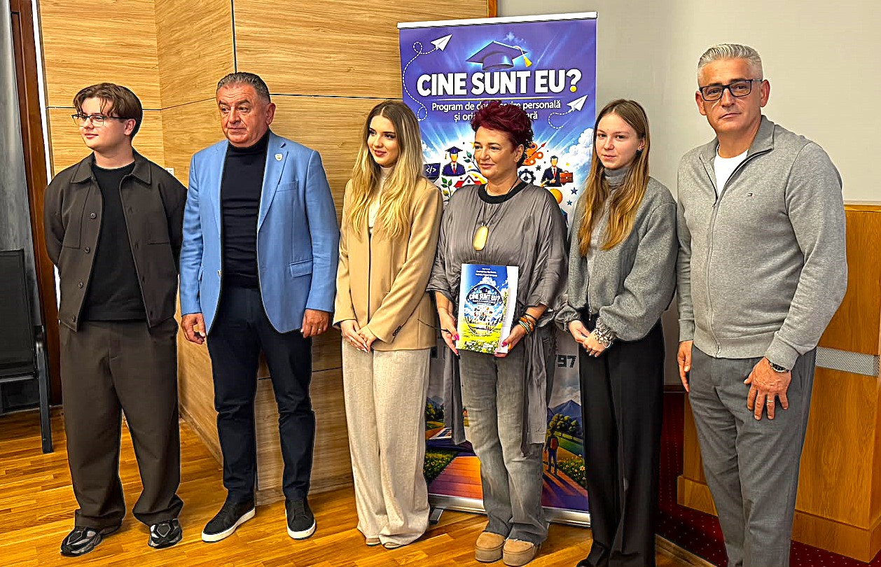 „Cine sunt eu?”, proiect lansat astăzi la Pitești pentru liceeni. Cum își pot descoperi vocația și drumul în viață