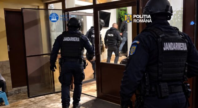 Percheziții de amploare în Argeș! Cine sunt persoanele vizate